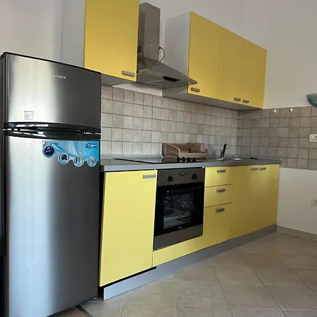 Apartman Lorenzo 公寓 *